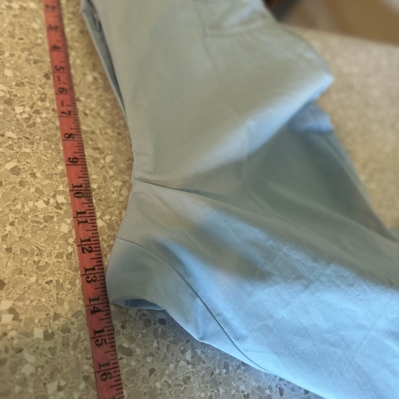 NWT Ann Taylor 16 THE CROP
CURVY FIT Blue Pants - Picture 11 of 12